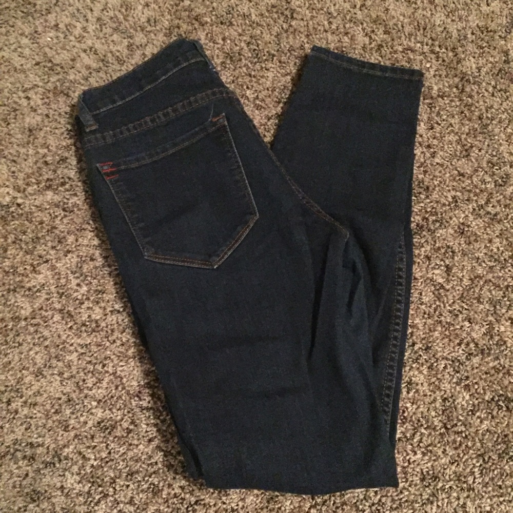 BDG high rise cigarette Jeans 28